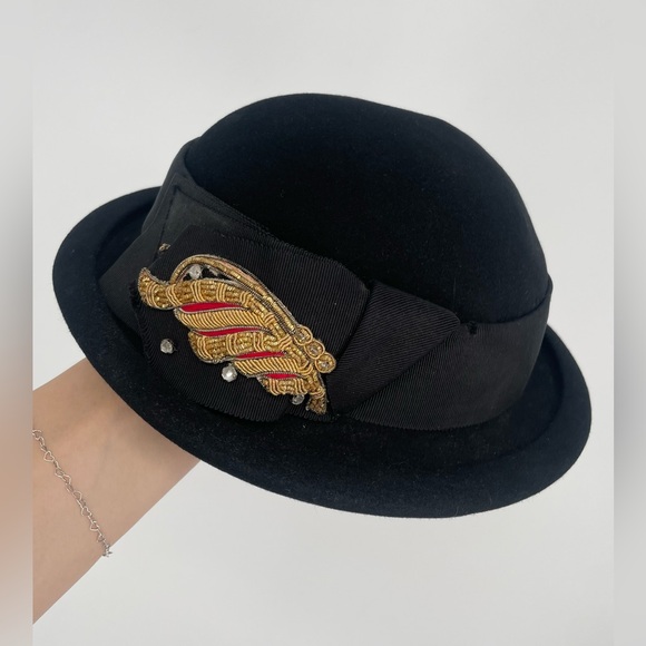 Vintage MCM Black Fur Felt Bowler Hat With Gold Appliqué & Rhinestones - Picture 14 of 14